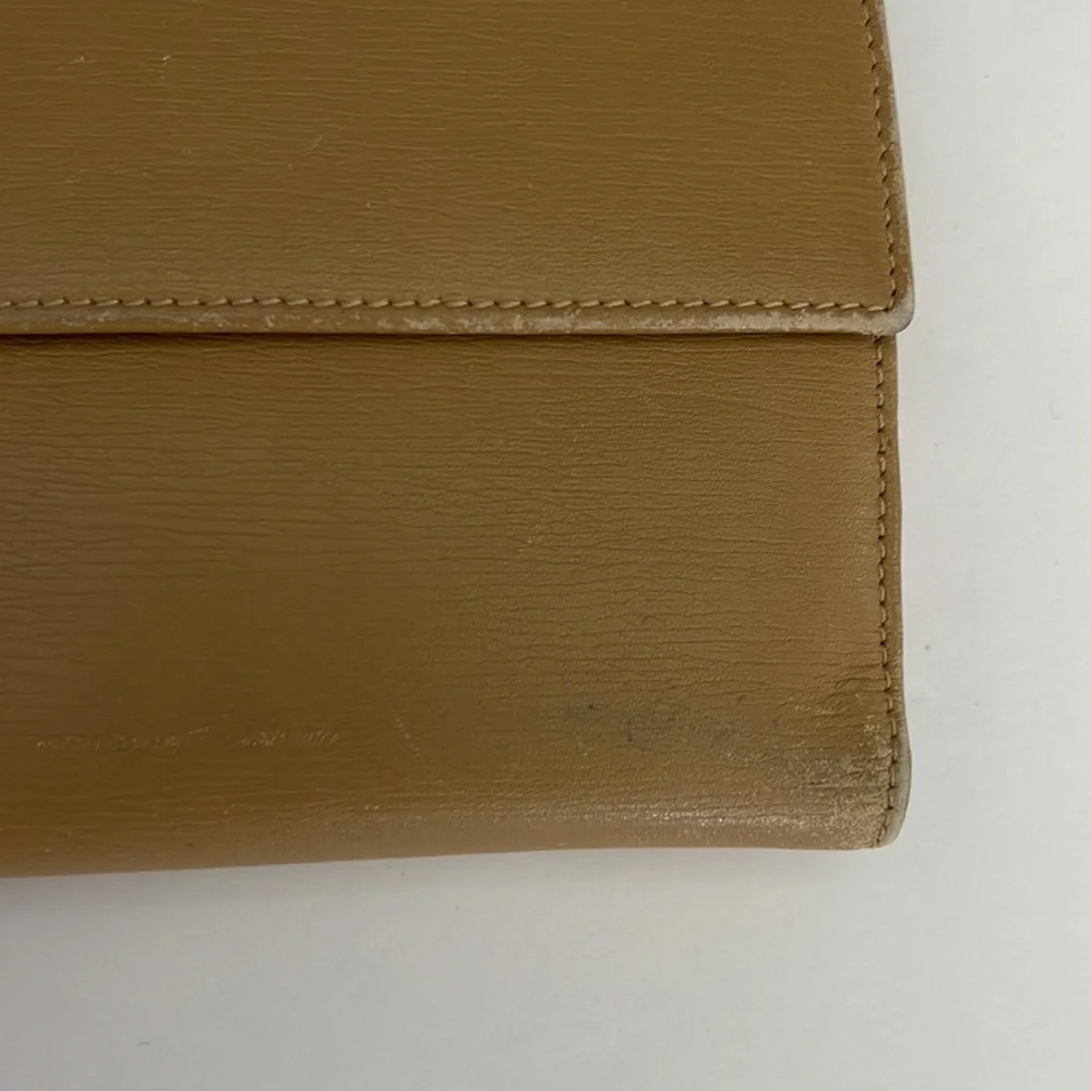 Gucci Authentic Leather Wallet